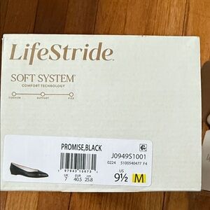 Life Stride Black Promise Flats